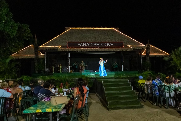 Paradise Cove Luau Performers Stage And Crowd Oahu