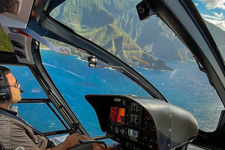 Bluehawaiian Big Island Helicopter Tour Experience Pilot