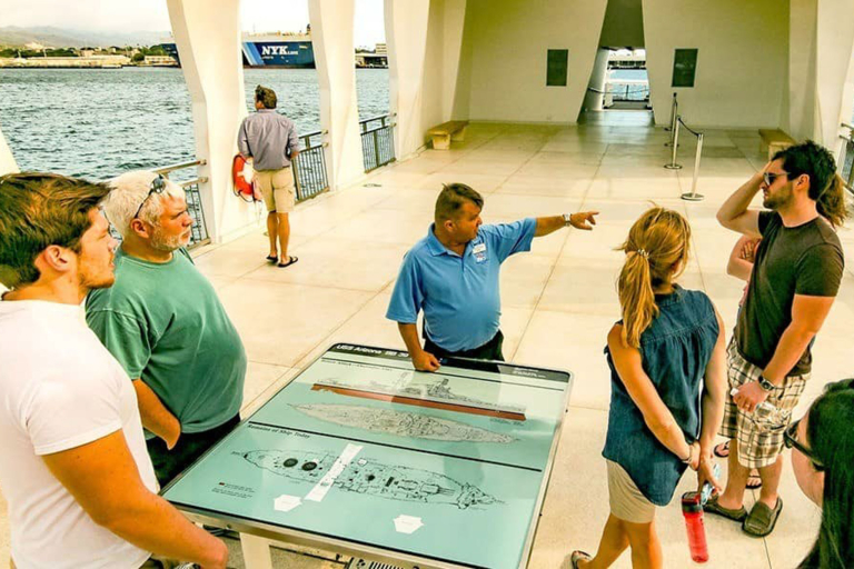Arizona Memorial Guide And Visitors Feature