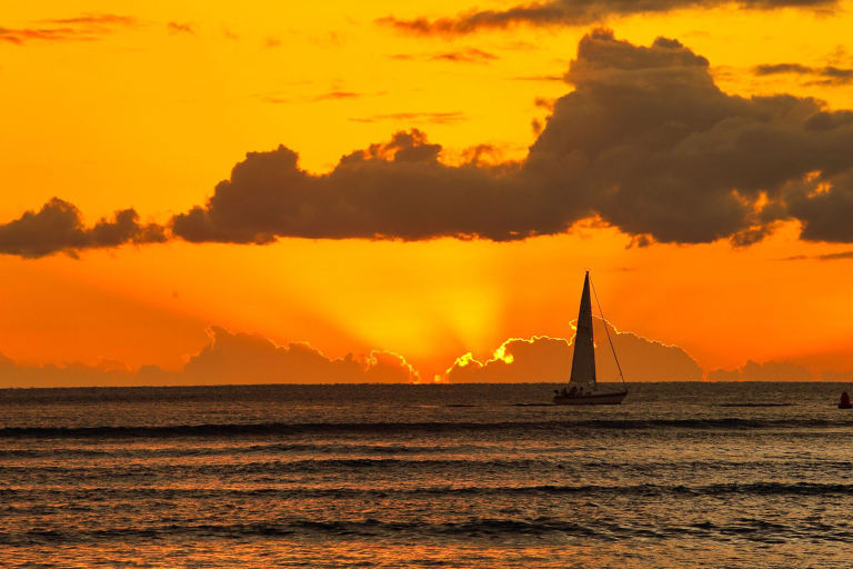 Sunset Of Waikiki Beach Honolulu Oahu Hawaii 