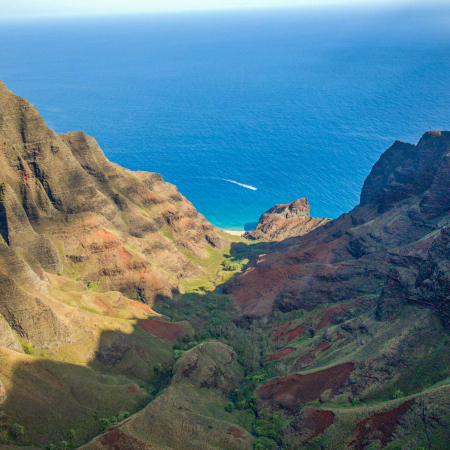 Niʻihau & Napali Boat Tour | Hawaii Tours & Activities