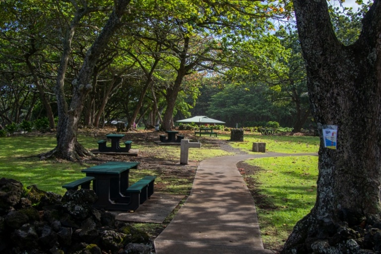 Waianapanapa Park Restrooms & Picnic Areas