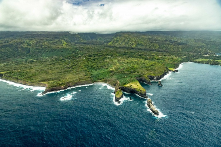 Helicopter Tour Road to Hana Coast Maui