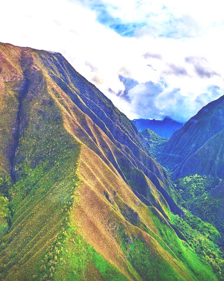 beautiful west maui mountains by sunshine helicopters