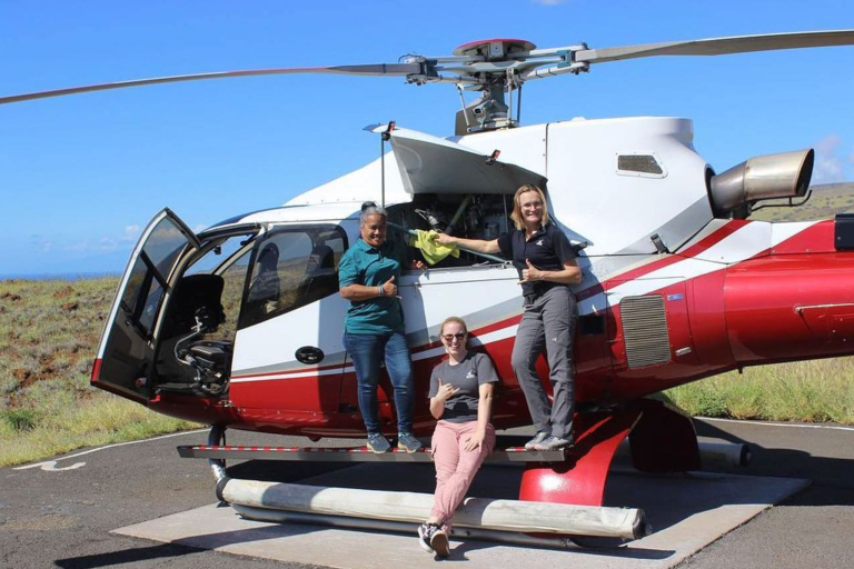 Sunshinehelicopters Private Kauai Helicopter Group Family
