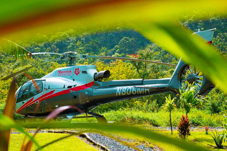 Land In The Middle Of A Hawaiian Rainforest Maverick Helicopters 