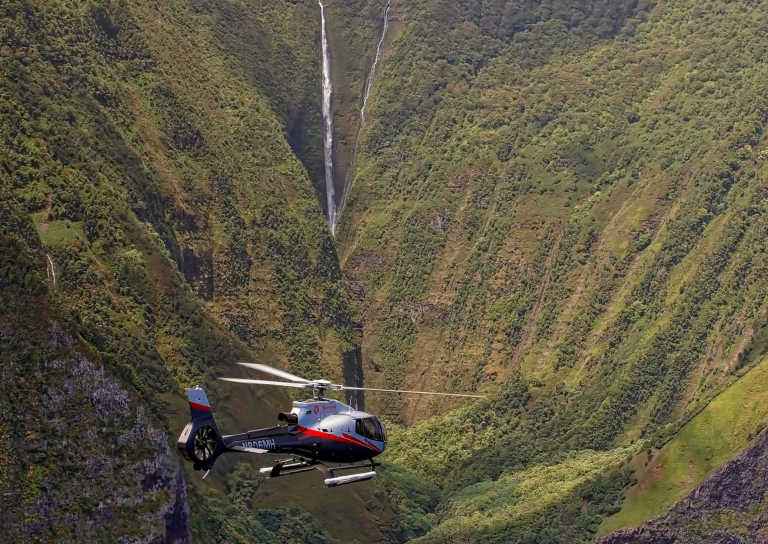 Maverickhelicopter Molokai Voyage Helicopter Tour Oloupena Falls On Molokai