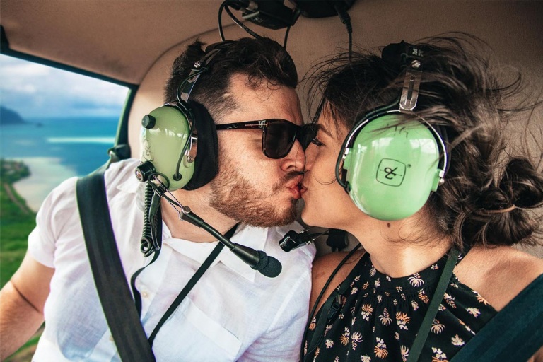 proposal flight romantic landing with rainbow helicopters oahu hawaii