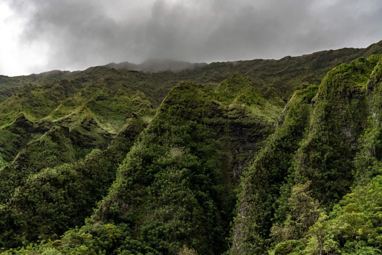 the waianae mountain range in oahu hawaii during low clouds before a storm oahu hawaii