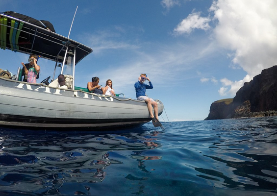 Hawaiioceanrafting Snorkel And Whale Watch Easy To Get On And Off