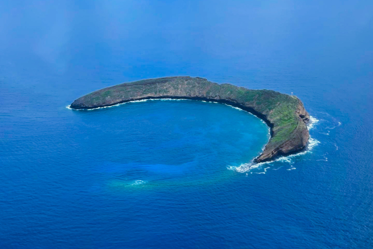 Mauiplanerides Maui Sunset Romance And Champagne Air Tour Feature Molokini Crater Beach