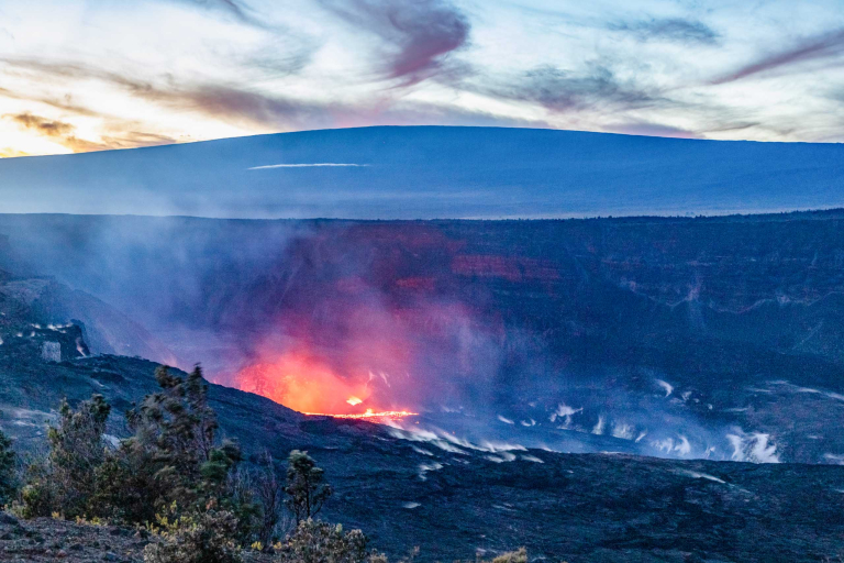 volcanoes national park safari erruption