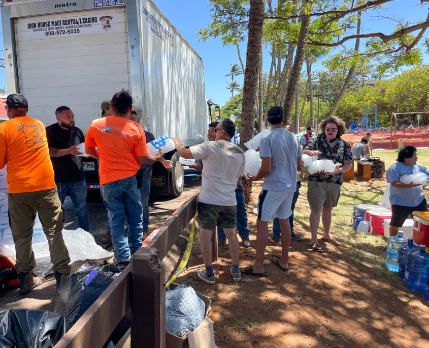 Maui Volunteer Helping Bring Stuff