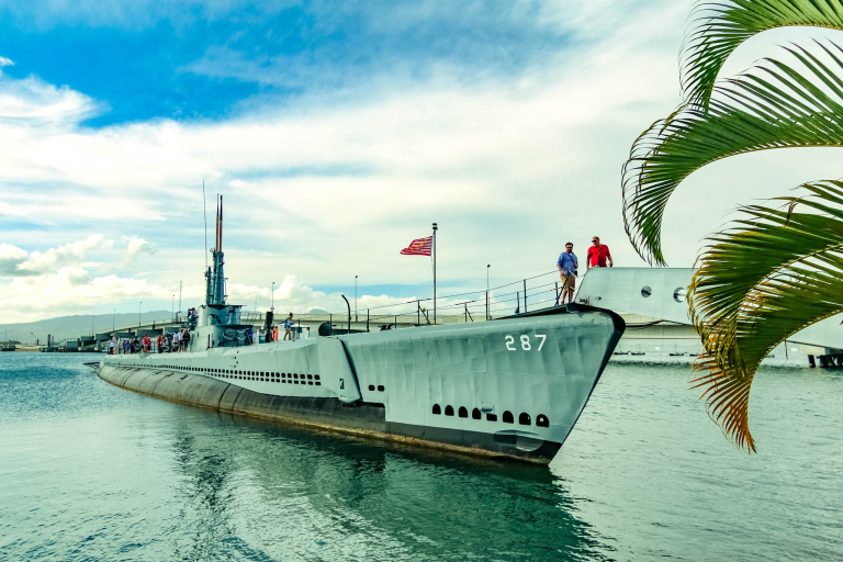 Pearl Harbor Bowfin Submarine Visitors Oahu  