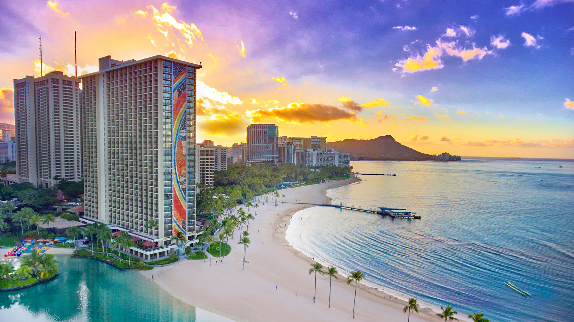 Hilton Hawaiian Village Waikiki Beach Resort | Hawaii Tours